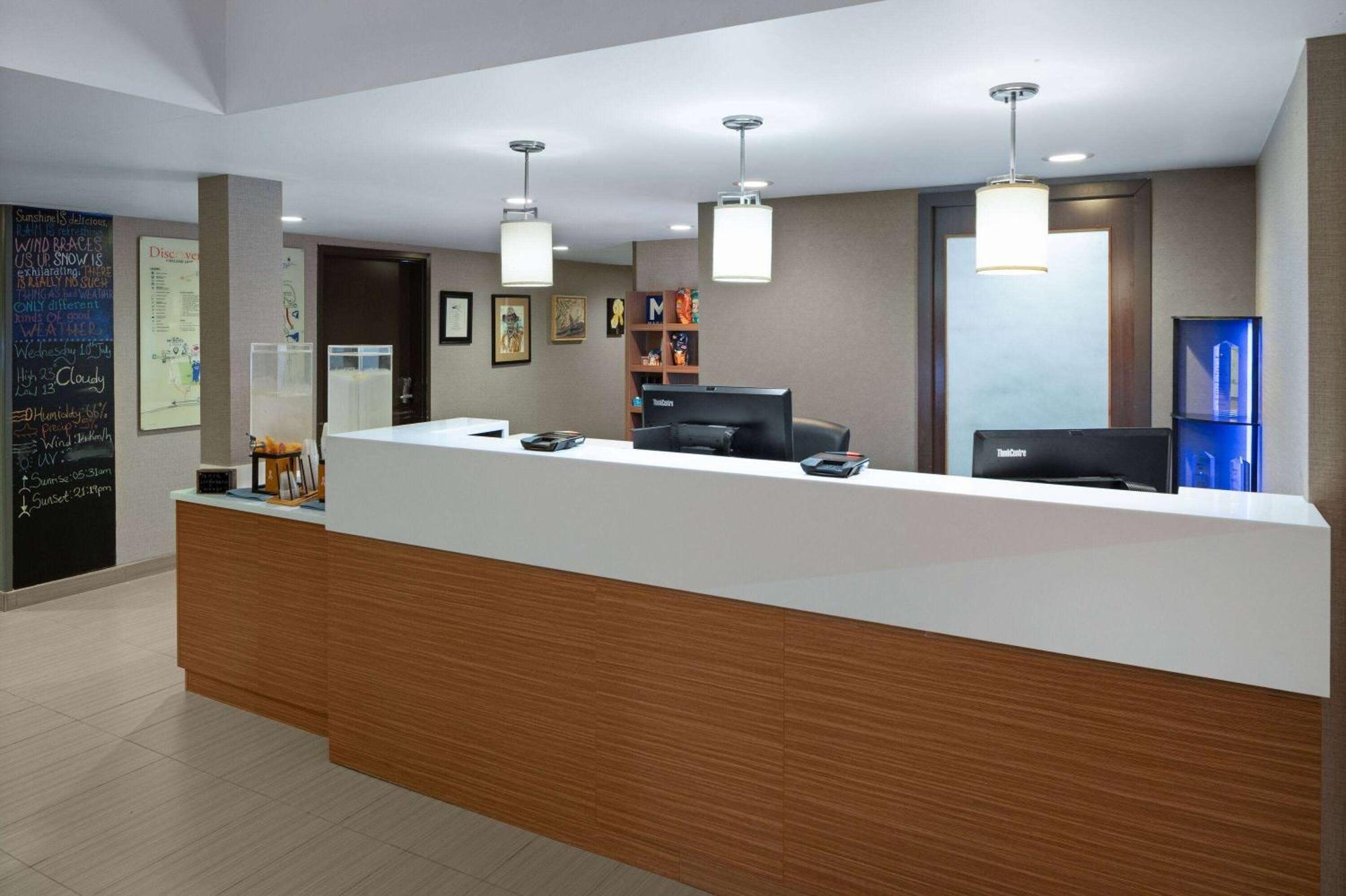 Microtel Inn & Suites By Wyndham Kirkland Lake Exterior photo